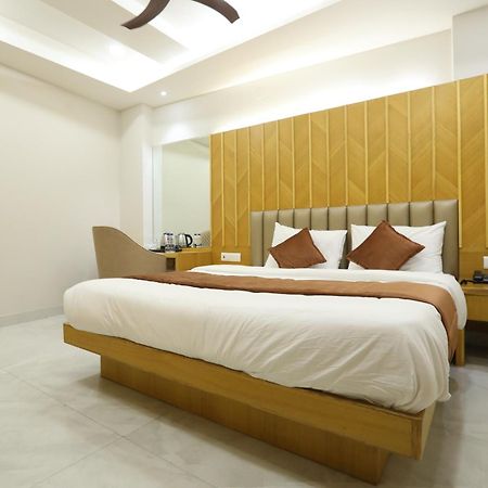 Hotel Glitz - Walk In From New Delhi Railway Station מראה חיצוני תמונה
