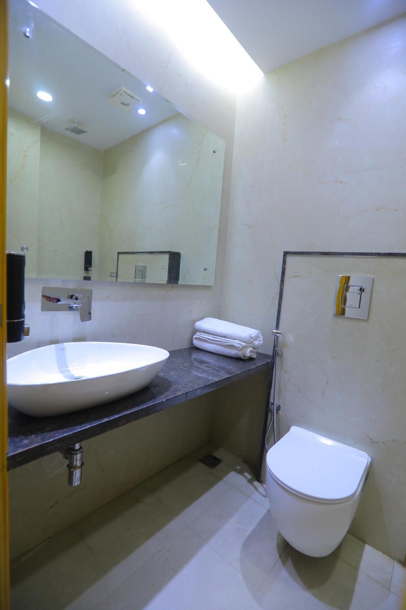 Hotel Glitz - Walk In From New Delhi Railway Station מראה חיצוני תמונה