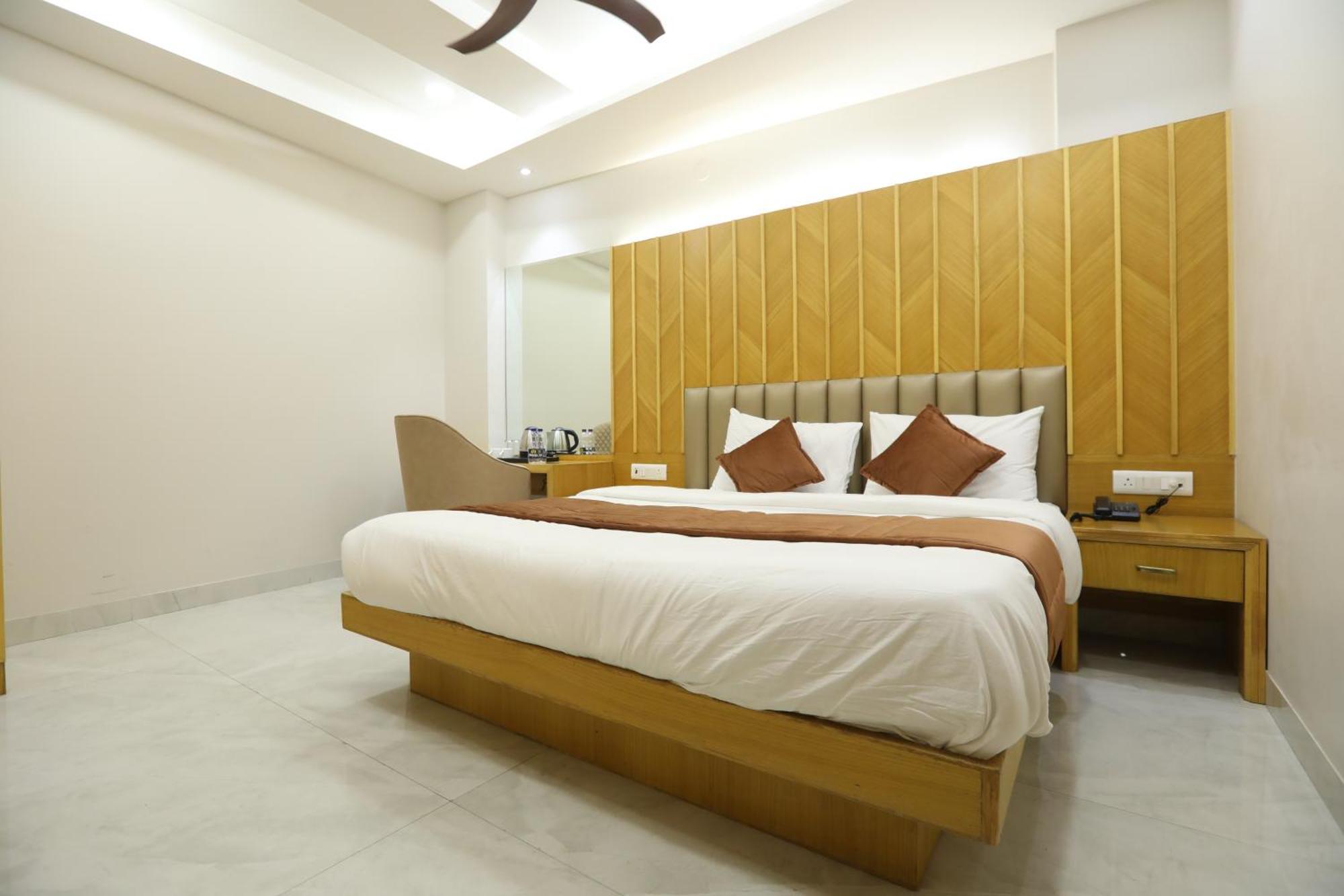 Hotel Glitz - Walk In From New Delhi Railway Station מראה חיצוני תמונה